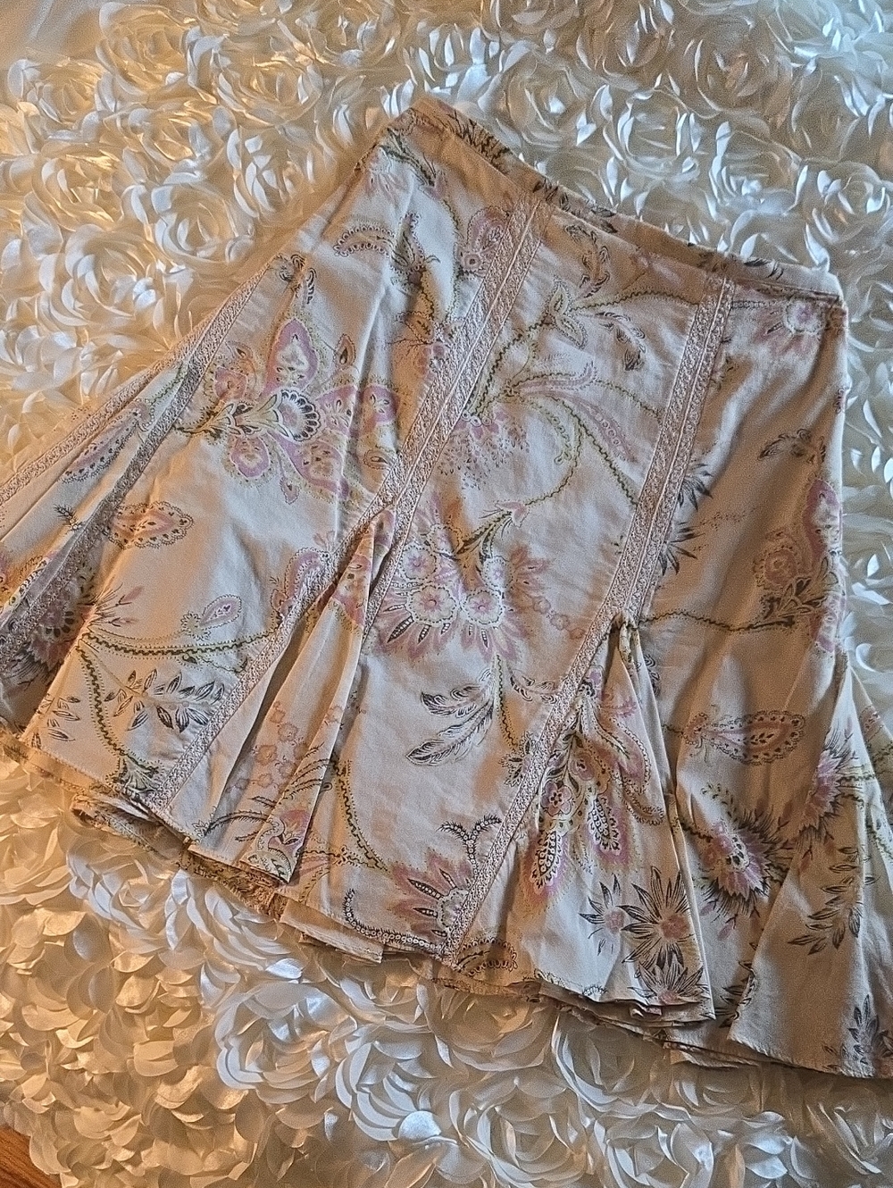 Floral Flared Ruffle Mini Skirt - Soft Beige & Blush